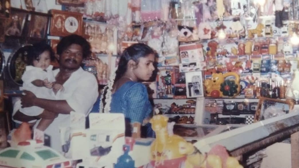 My possible first vacation. With parents at Nagapattinam, Tamil Nadu, 2000